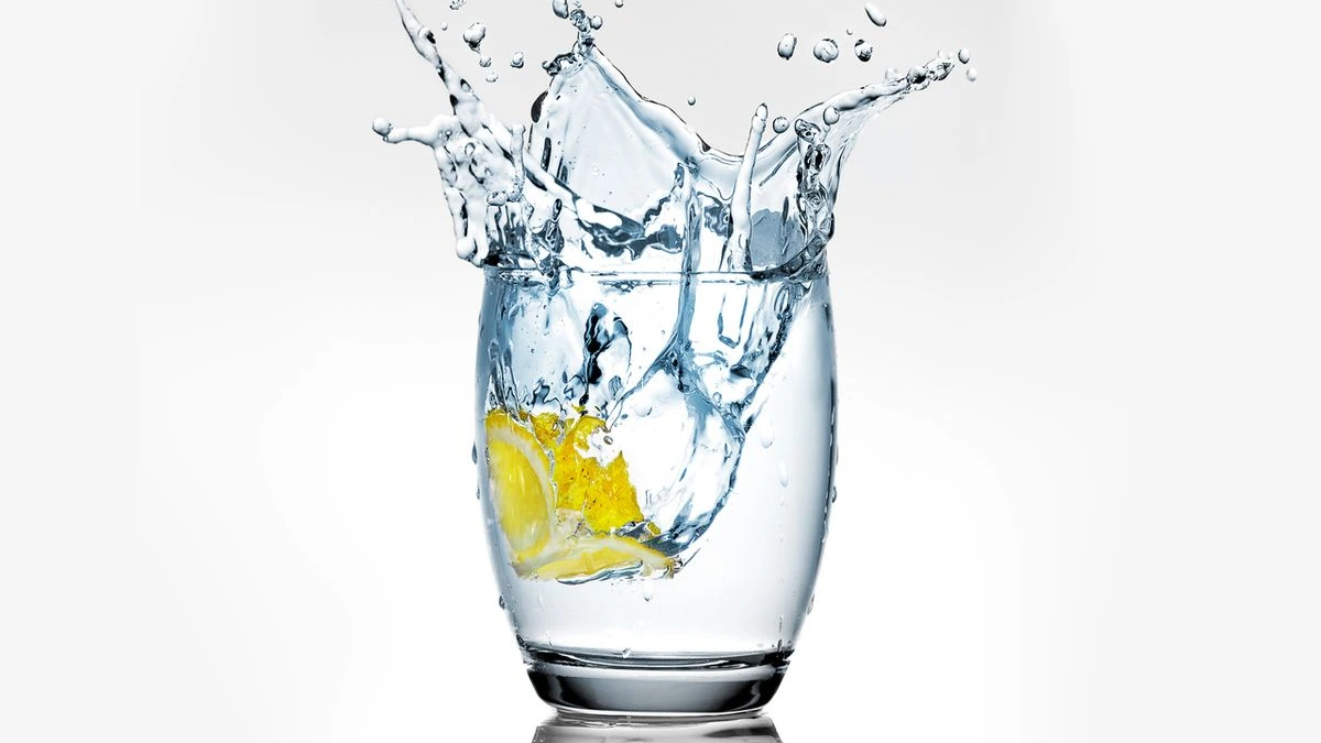 Spring Reset: Start Your Day With a Glass of Water