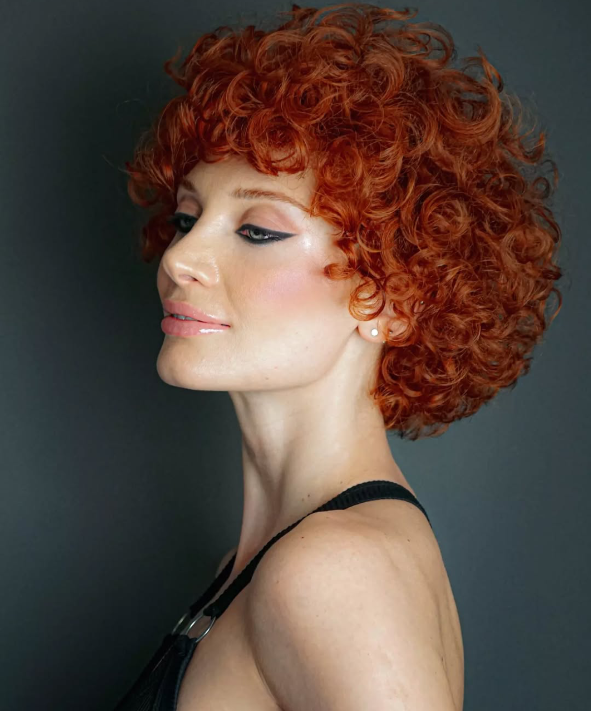 Art House, არტ ჰაუსი, სილამაზის სალონი, სილამაზის სალონი თბილისი, Art House მაკიაჟი, ანნა შელია