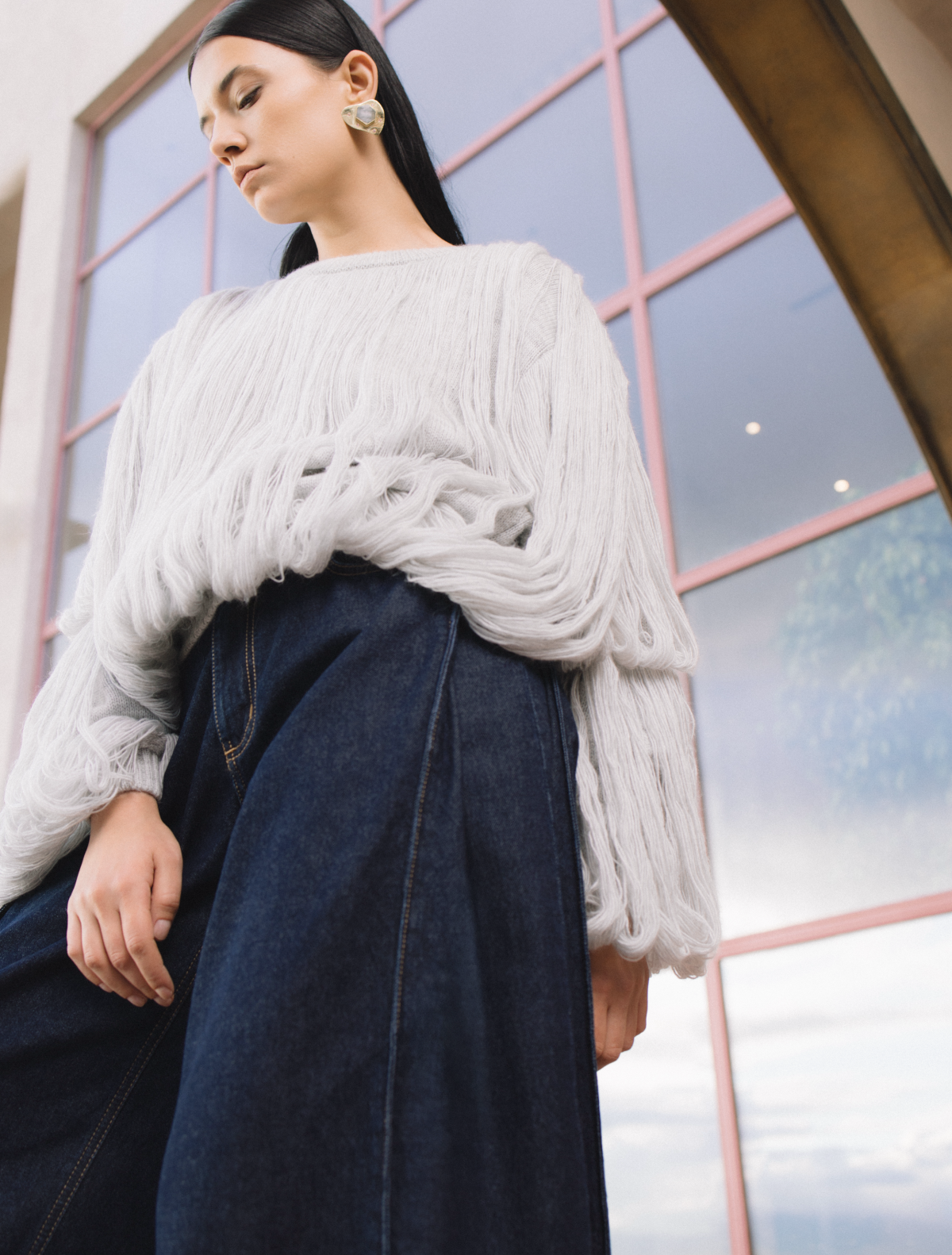 Dialectiqa, Grey Sweater