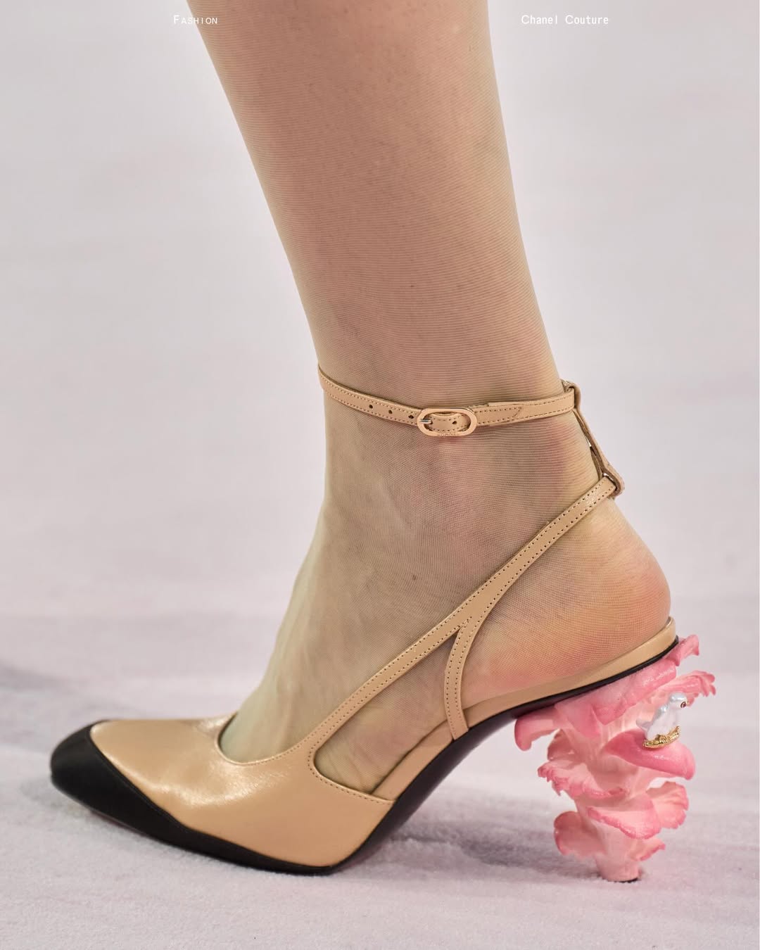 შანელი, ოტ კუტური 2026, Chanel Haute Couture 2026, Matthew Blazy Chanel, მეთიუ ბლაზი, shoes on flower heels, shoes, heels, ფეხსაცმელები
