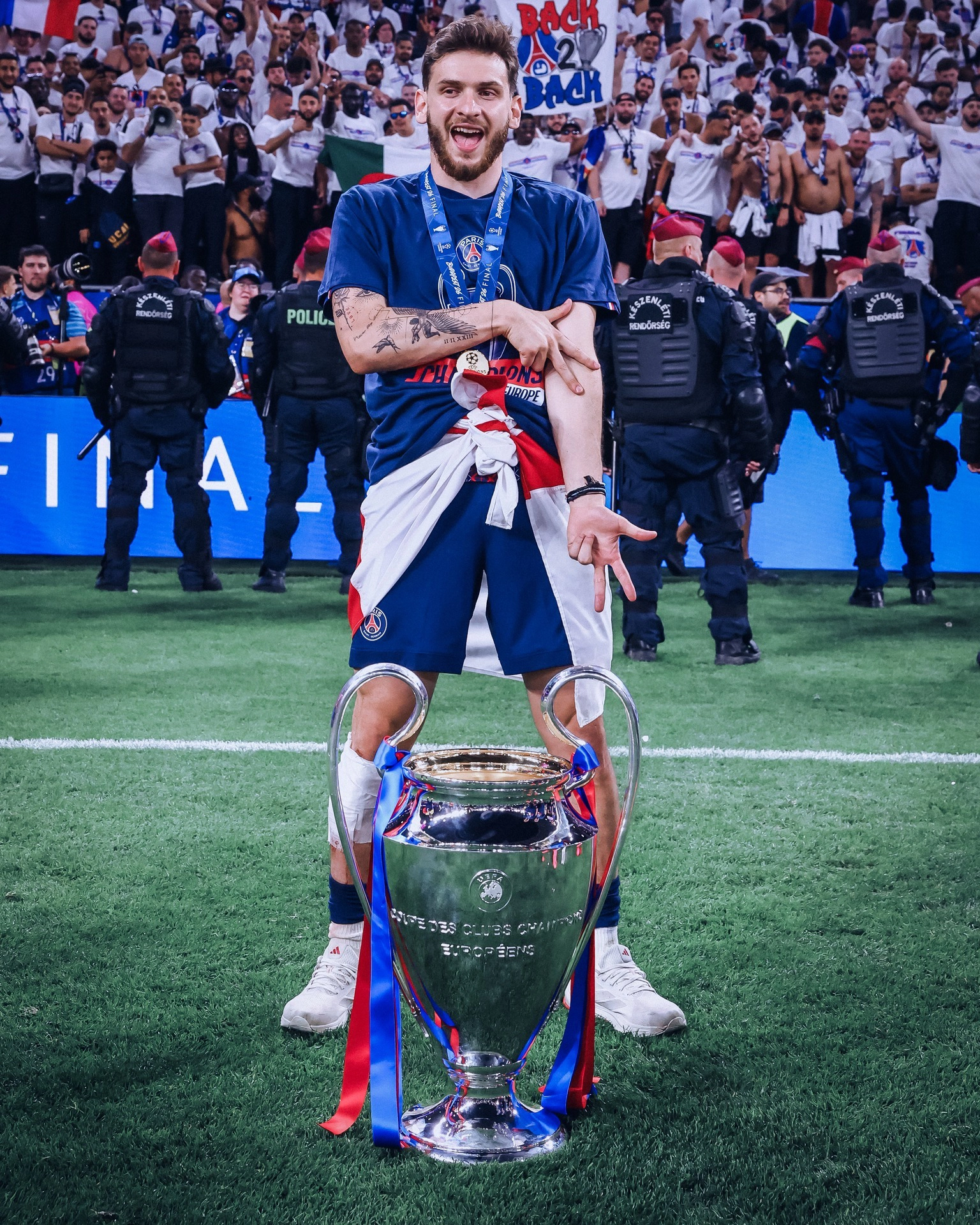 ხვიჩა კვარაცხელია, psg