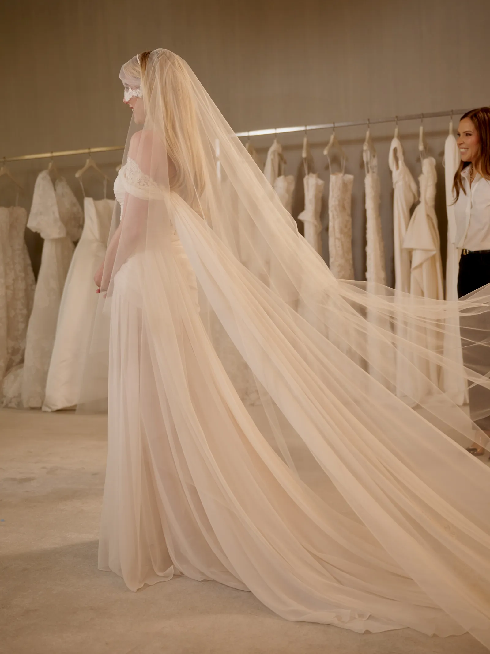 emma roberts wedding dress